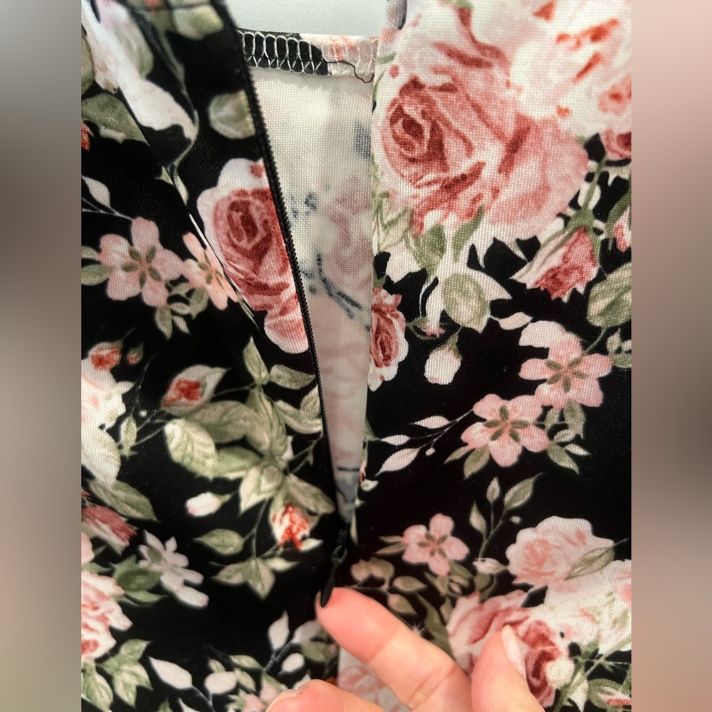Aqua Black Dress Pink Floral size S fits like XS Flounce Hem Worn Once EEUC - Picture 11 of 11
